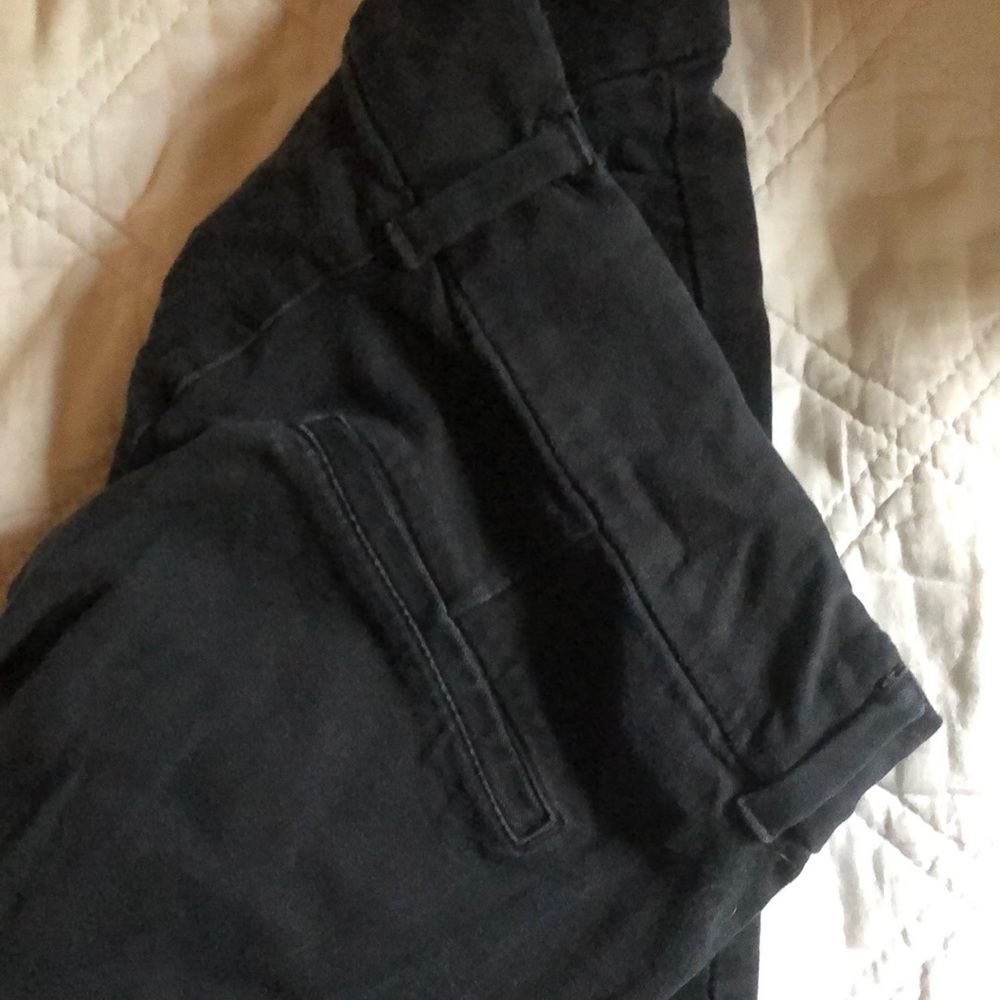 Cute Old Navy black mid rise pixie business / work pants